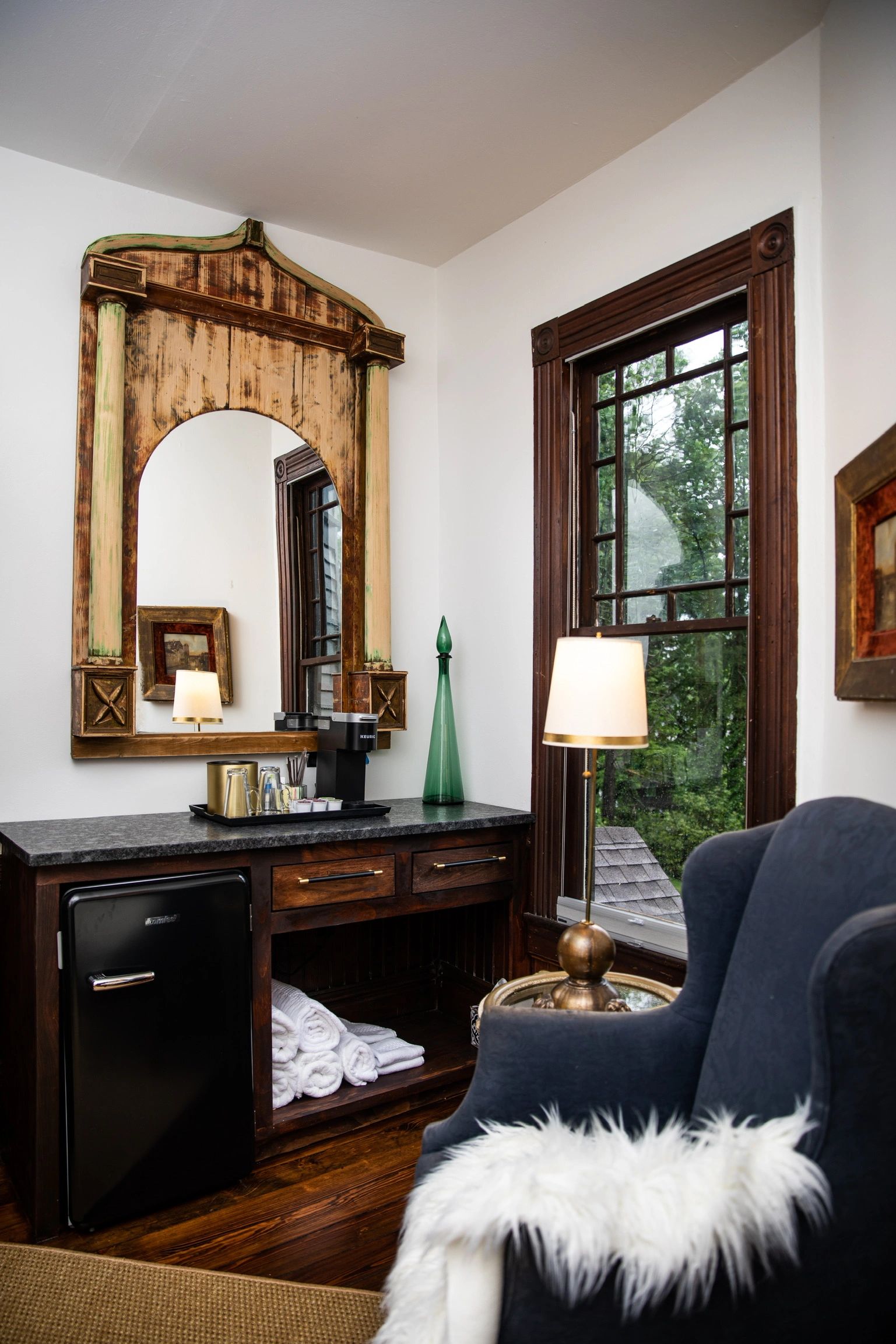 Room 201 interior detail